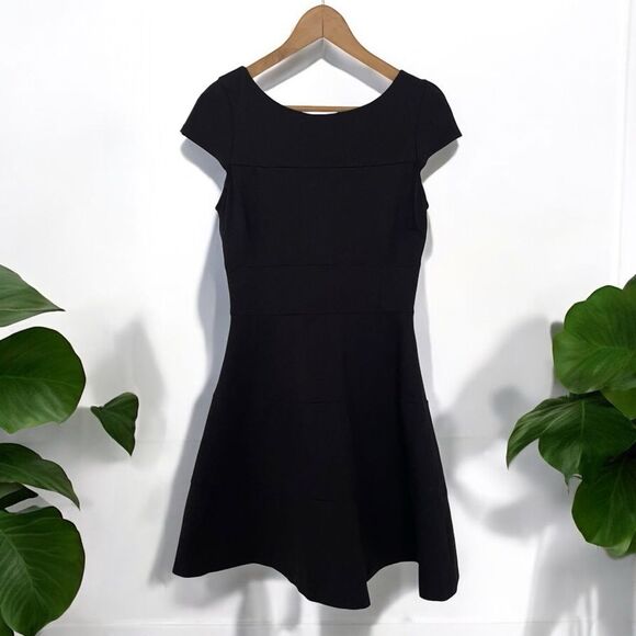 Banana Republic Seamed Ponte Fit & Flare Dress - Picture 4 of 10